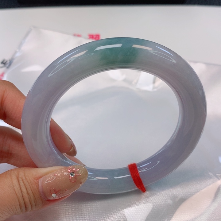 翡翠手镯（圆镯）未镶嵌