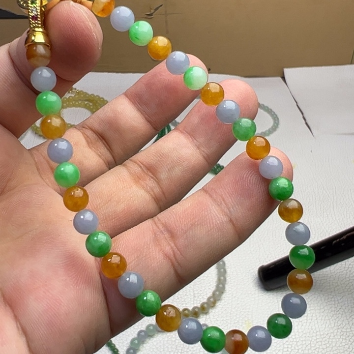 定制翡翠未镶嵌卡5.6