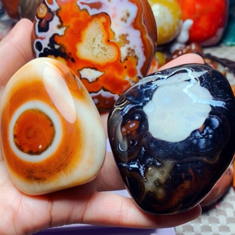 未镶嵌玛瑙/玉髓珠宝奇石随**浪