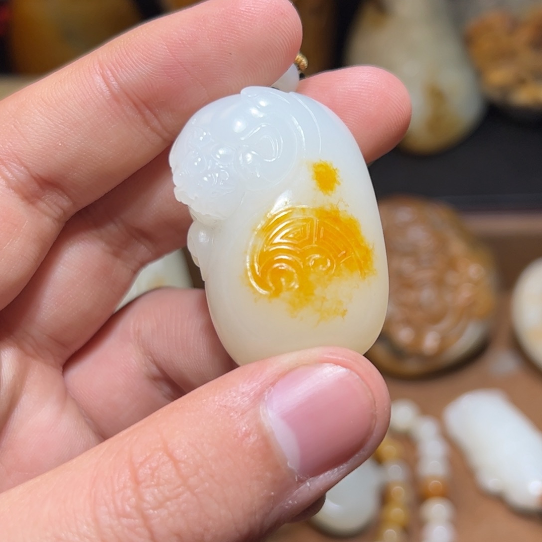 和田玉新疆未镶嵌虚**阴