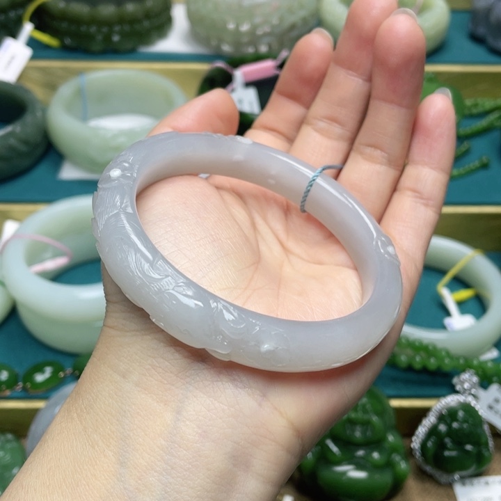 和田玉手镯59圈口 编号56未镶嵌