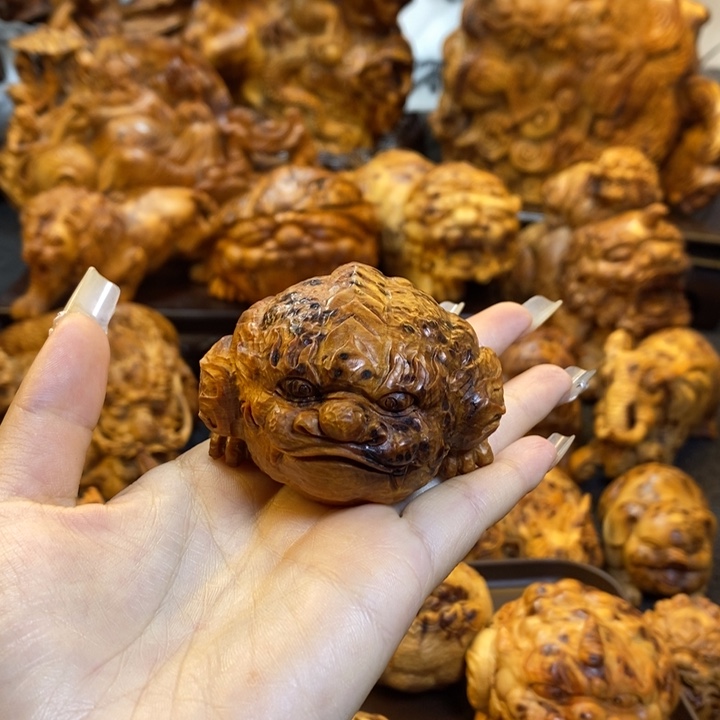 随***尚柏木三足金蟾手把件手把件