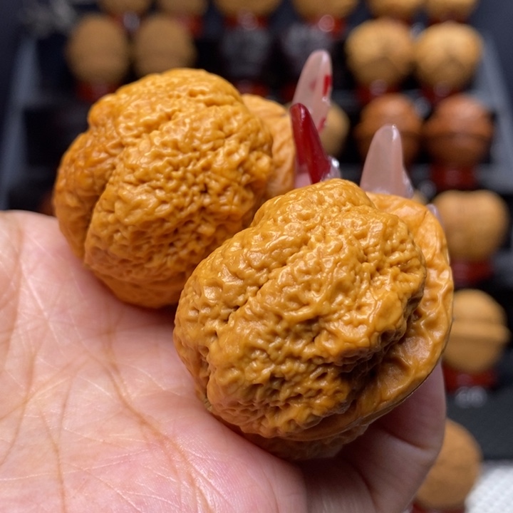 文玩核桃把件三羊王24号