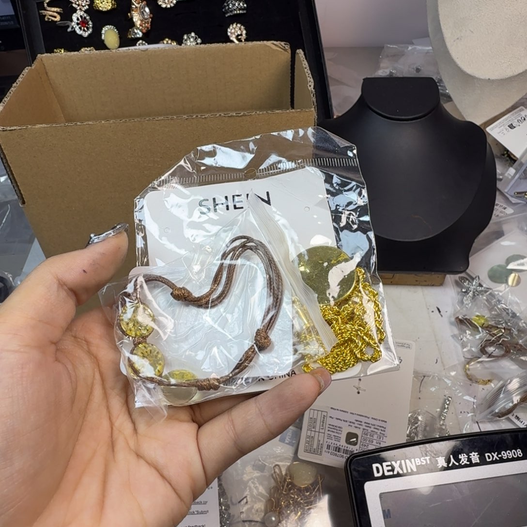 琉璃钛钢合金哈哈哈沙石