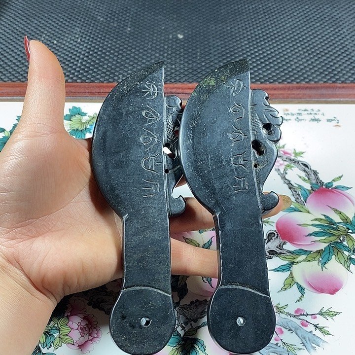 紫砂一图一物。          
