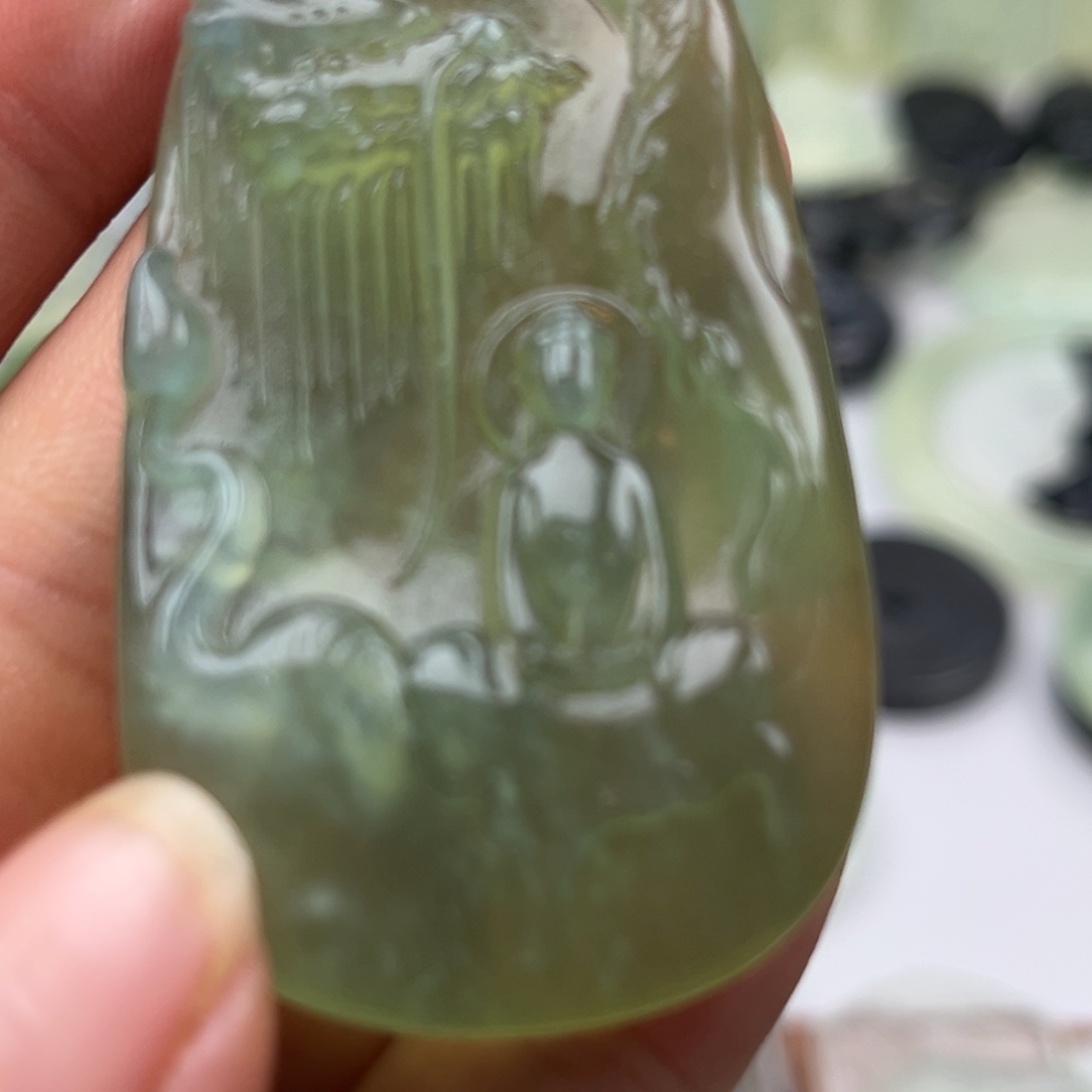 蛇纹石玉未镶嵌其他挂件