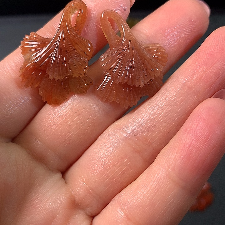 蛇纹石玉未镶嵌耳饰A***y