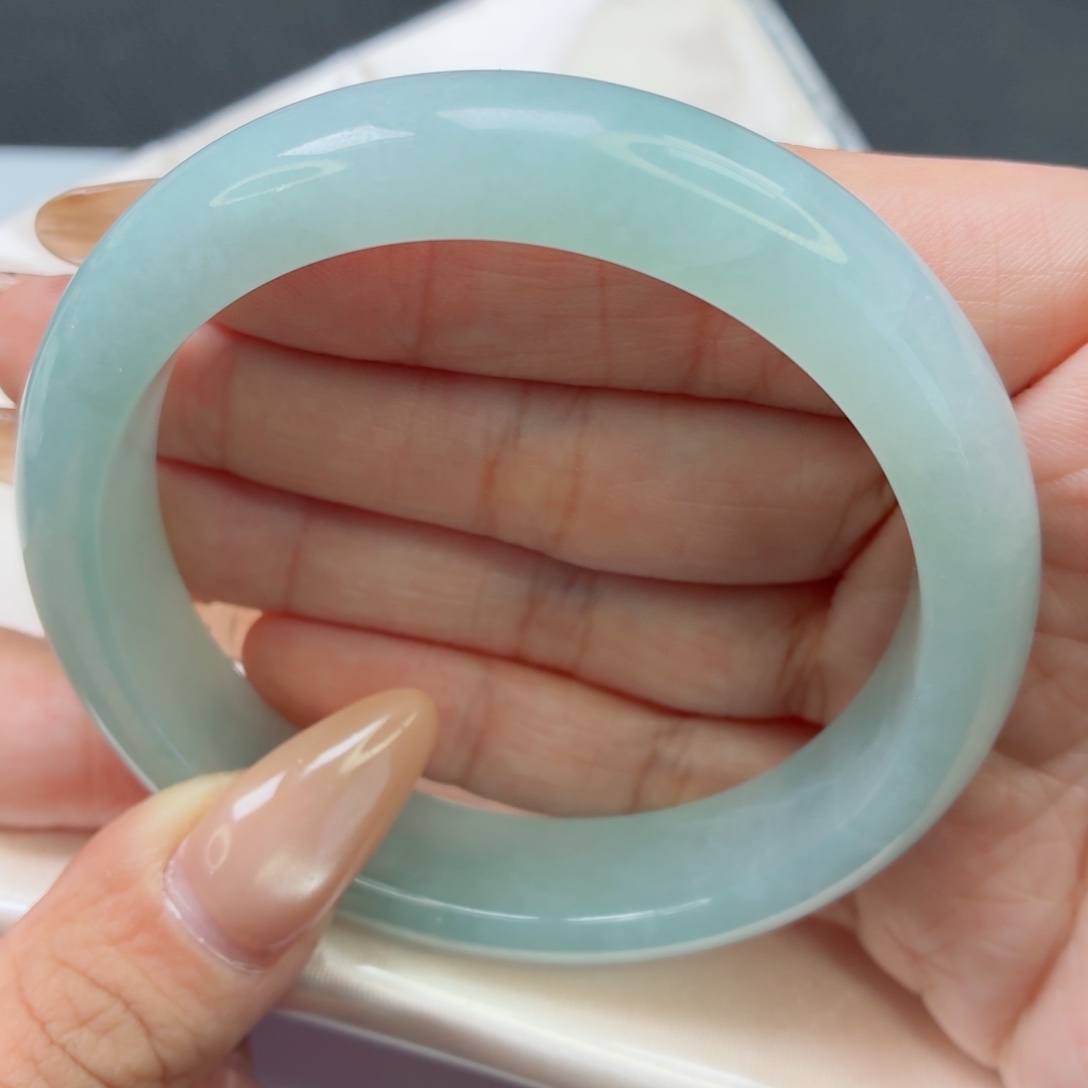 未镶嵌手镯翡翠47