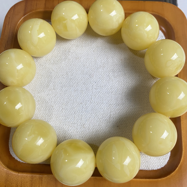 同料鸡油黄浓蜡纯色精工精品手串
