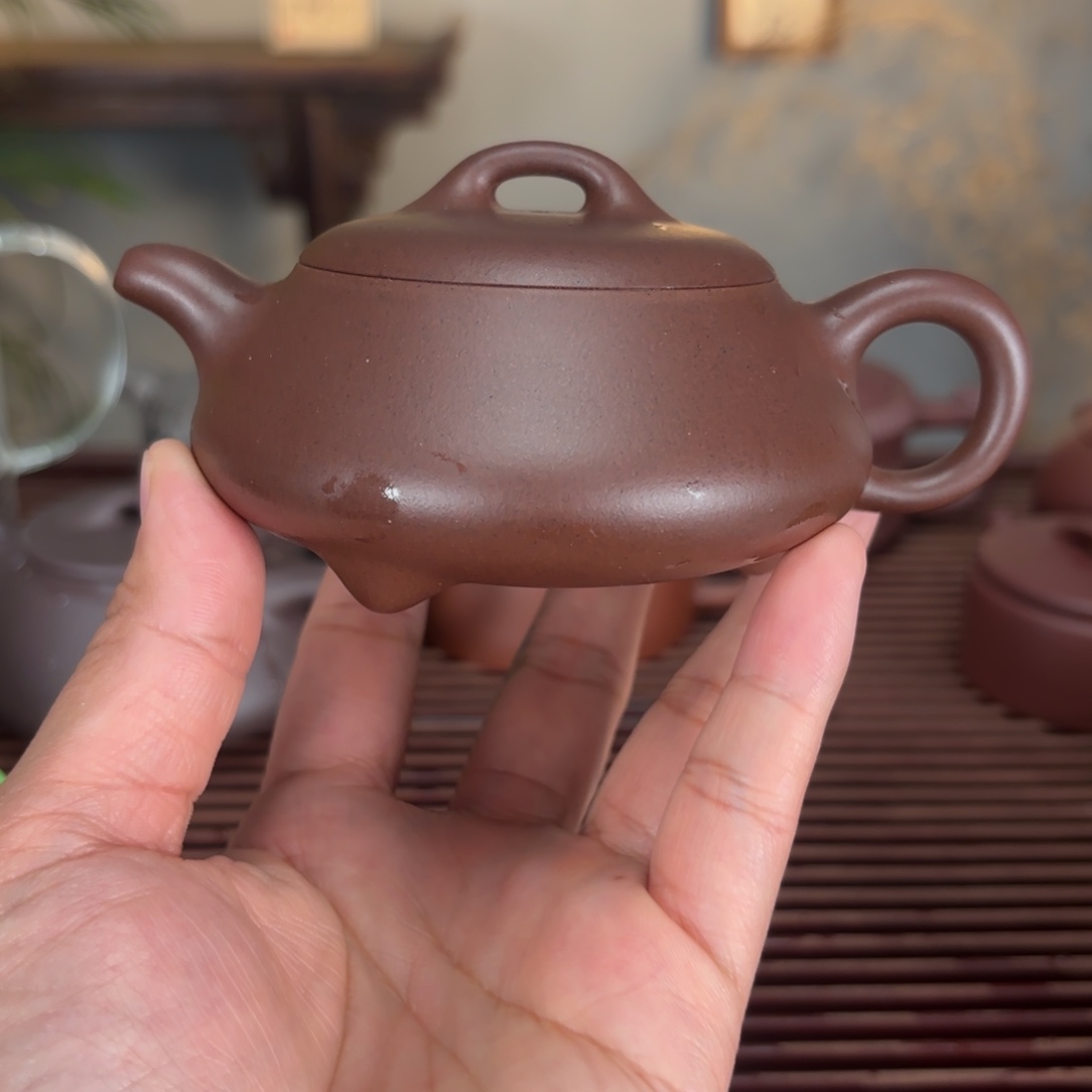 紫砂茶壶三足乳瓢150毫升