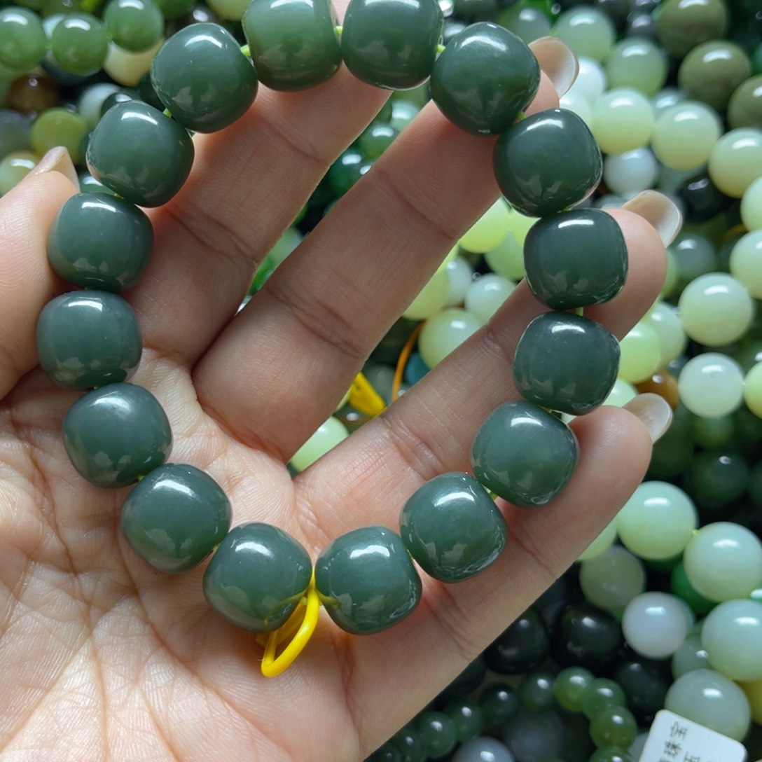 和田玉手链未镶嵌