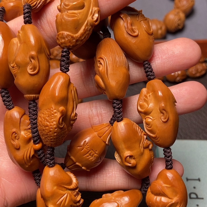 【闪购商品】橄榄核吊坠小*鼠橄榄核