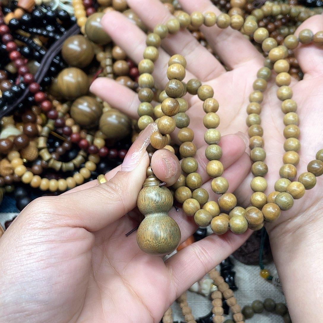 维腊木（绿檀）无事牌