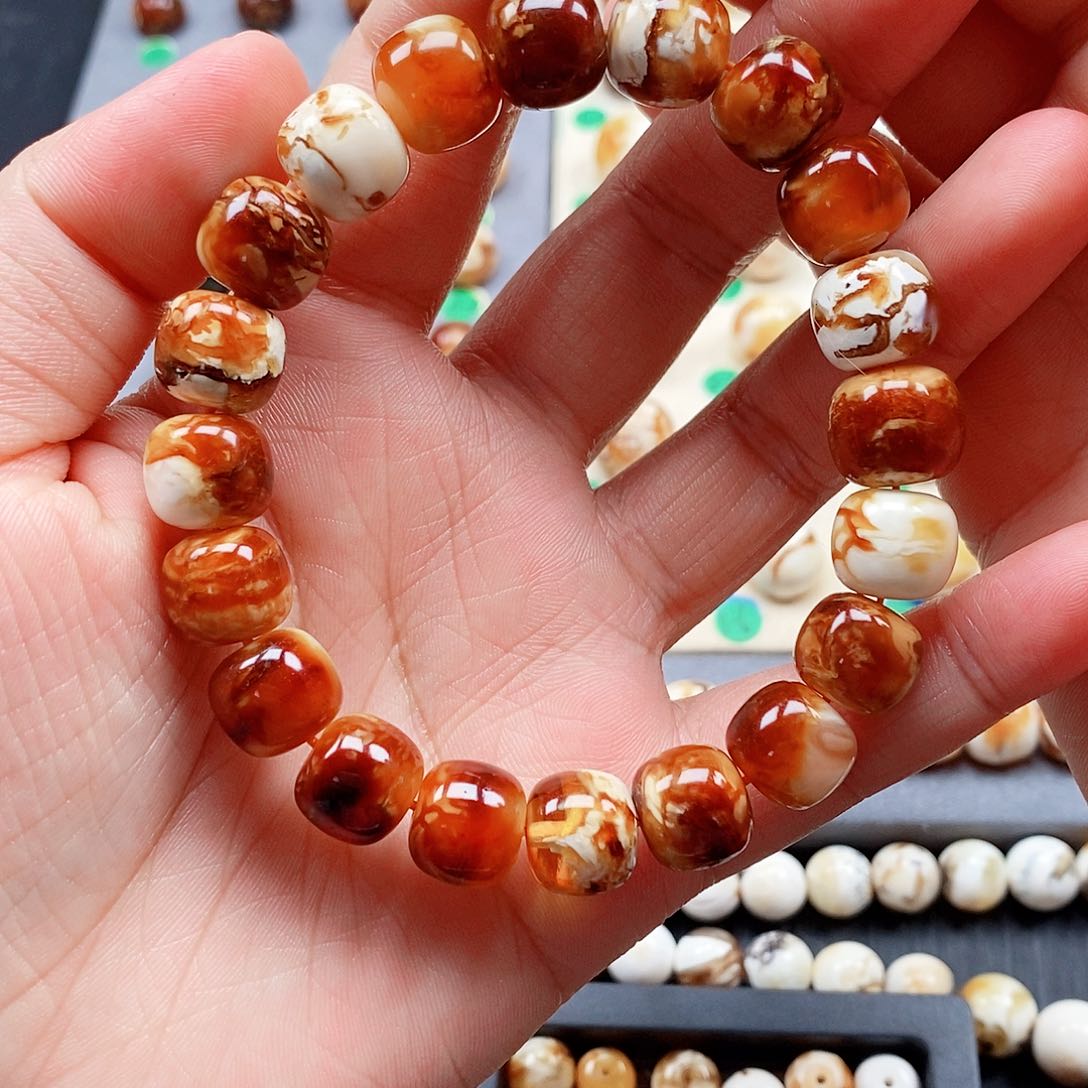 蜜蜡裸石未镶嵌牵****༢蜜蜡