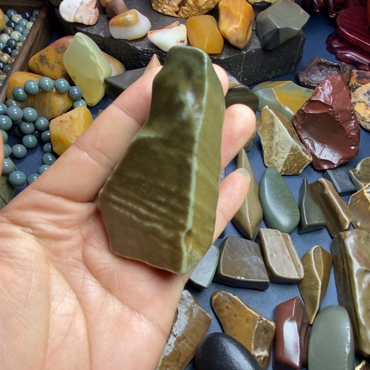 哈密沙尔湖泥石原石