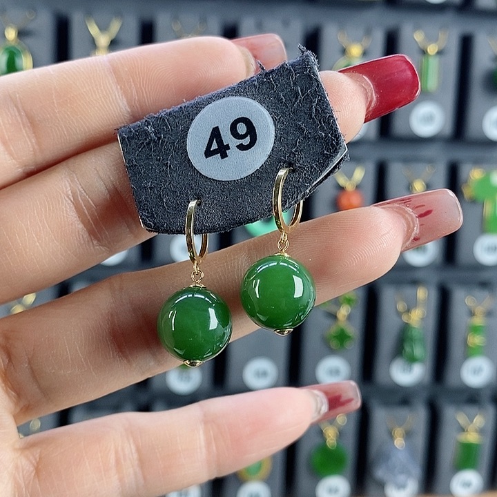 和田玉耳饰18K金镶嵌