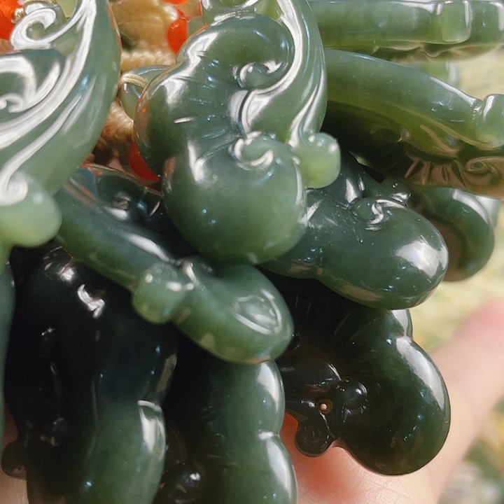 未镶嵌和田玉挂件