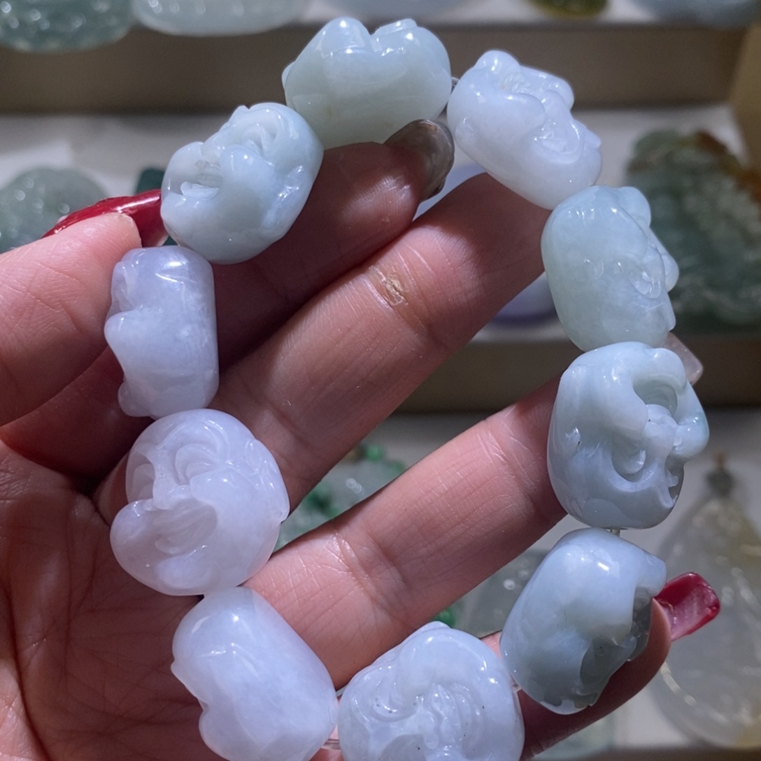 【闪购商品】翡翠颈饰未镶嵌佛