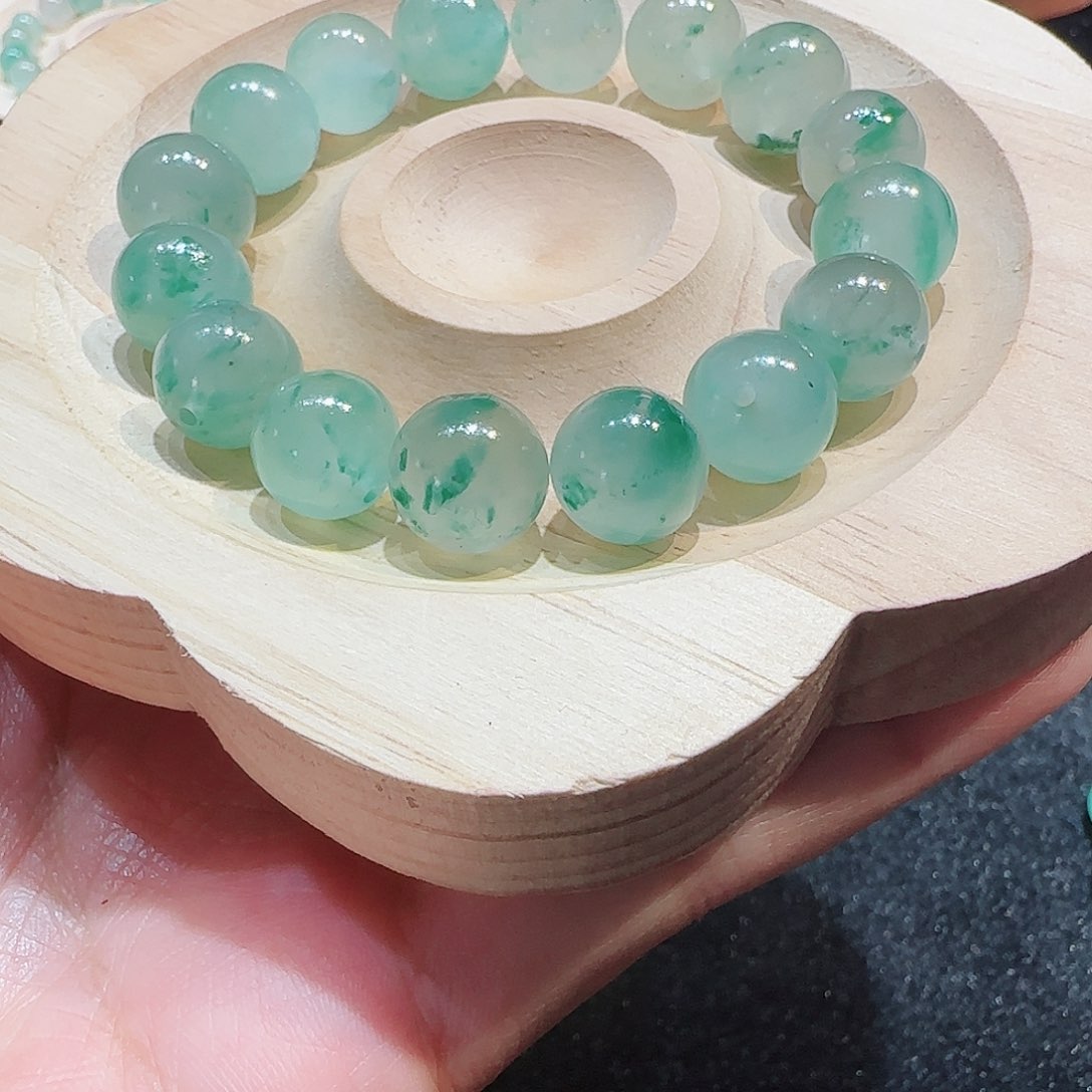 石英质玉手链未镶嵌