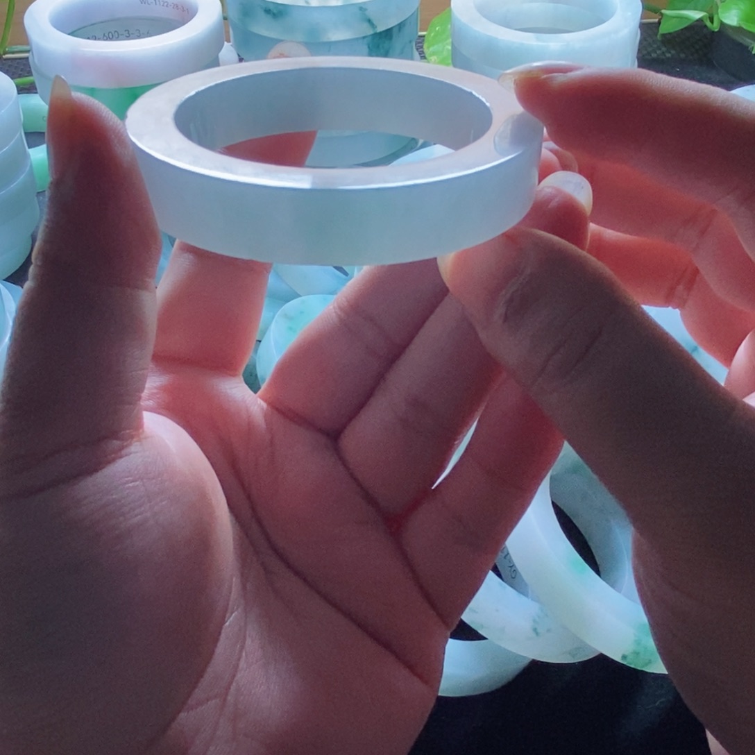 未镶嵌手镯定制翡翠K****付