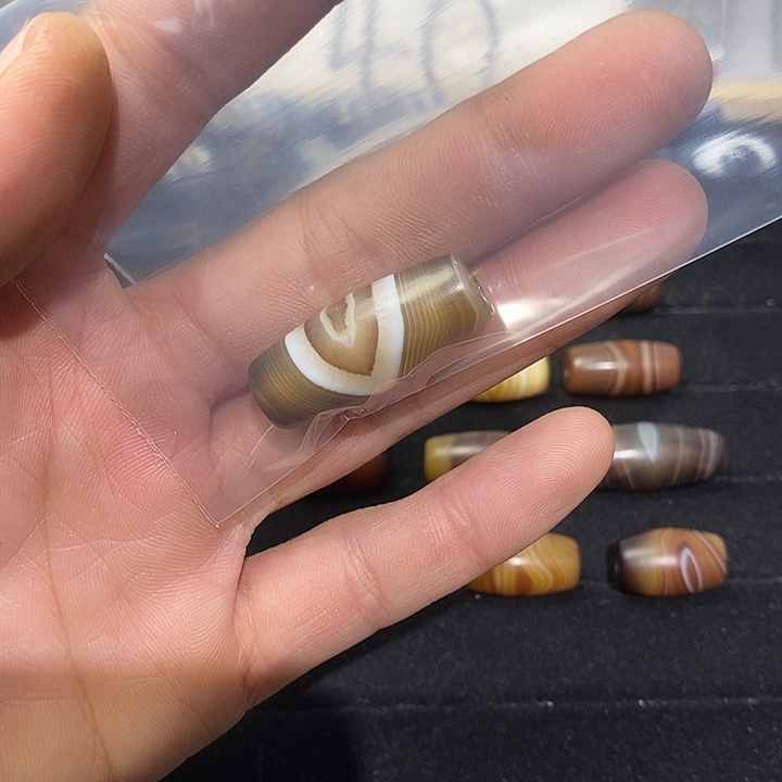 合金手链玛瑙/玉髓枕*