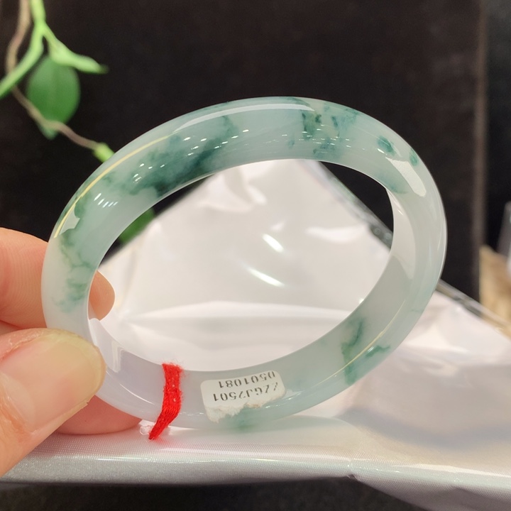 翡翠手镯未镶嵌贵妃1081