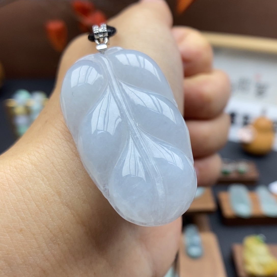 【闪购商品】颈饰银S925镶嵌翡翠4