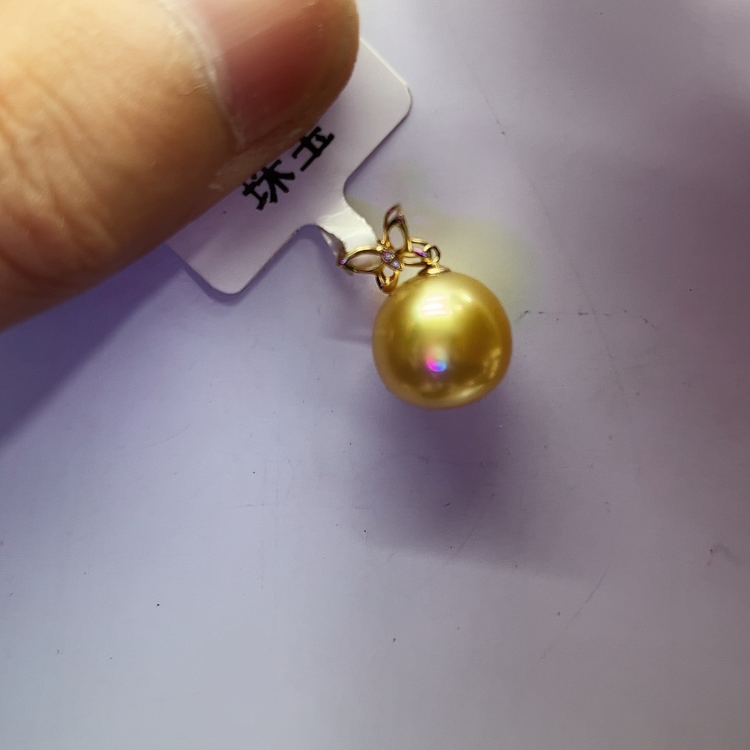 海水珍珠颈饰18K金镶嵌