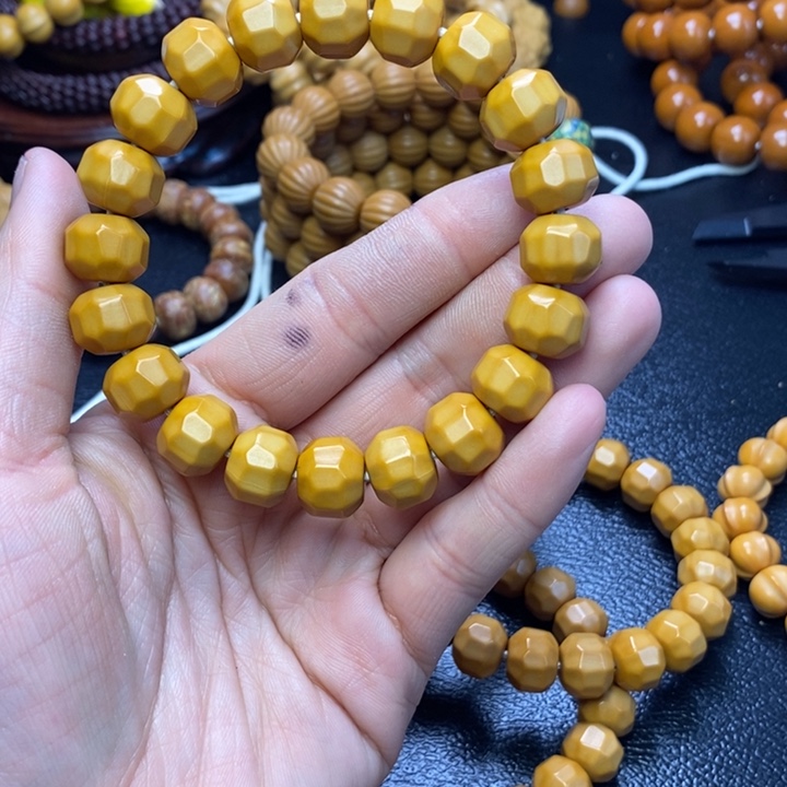 猴头核桃手串猴头