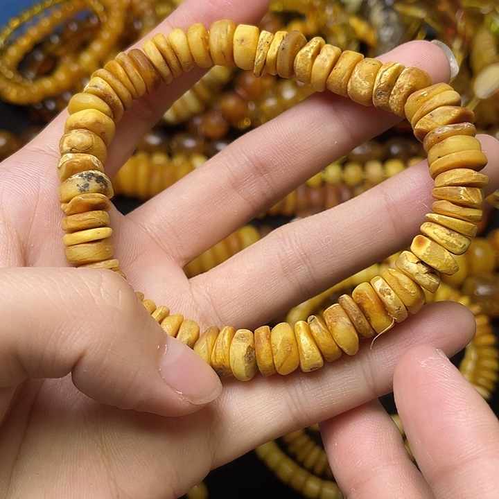 非金属意臻珠宝天然手串