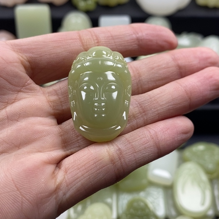 晴水色单面佛头吊坠