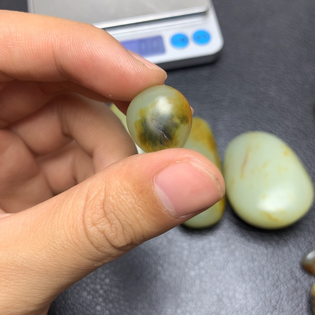 和田玉未镶嵌摆件