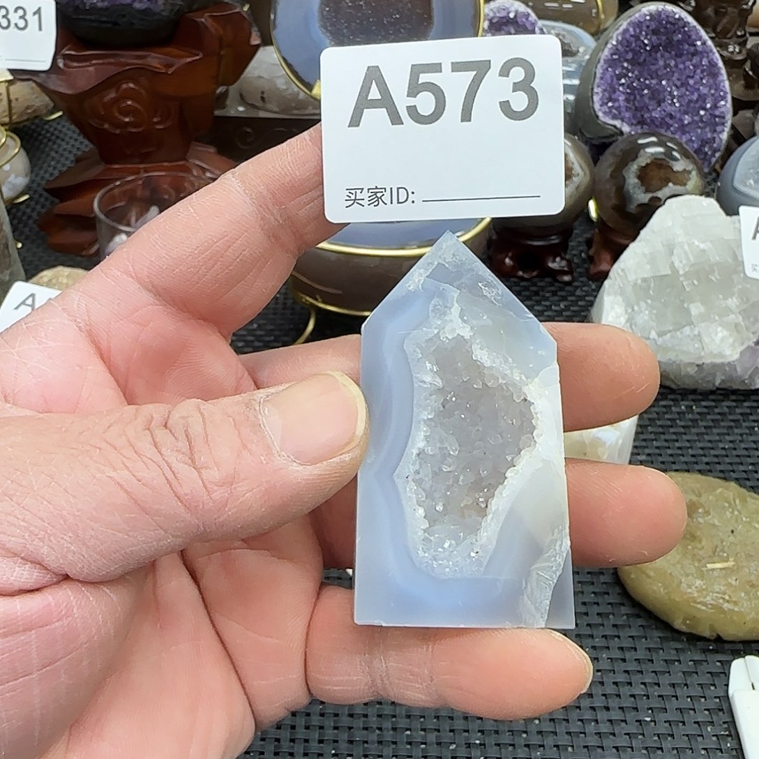 未镶嵌水晶大型摆件（非配饰）