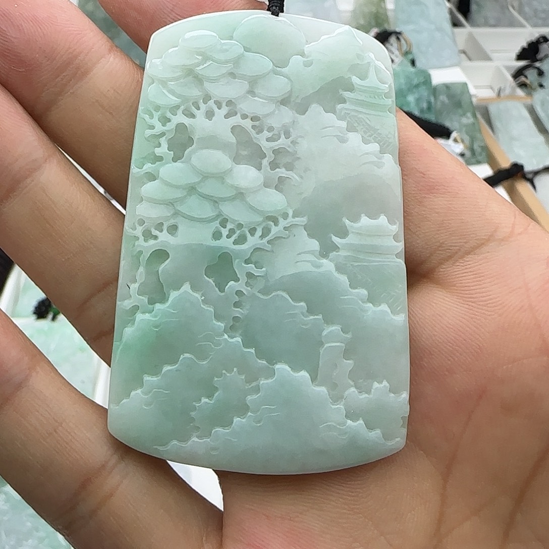 翡翠未镶嵌颈饰翡翠