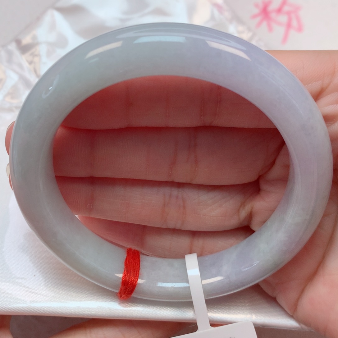 翡翠手镯未镶嵌57圈