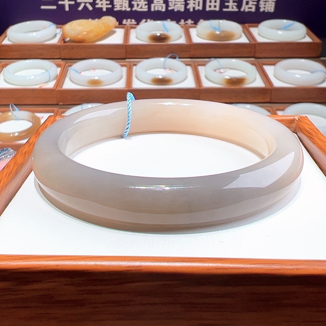 和田玉手镯 60 61未镶嵌