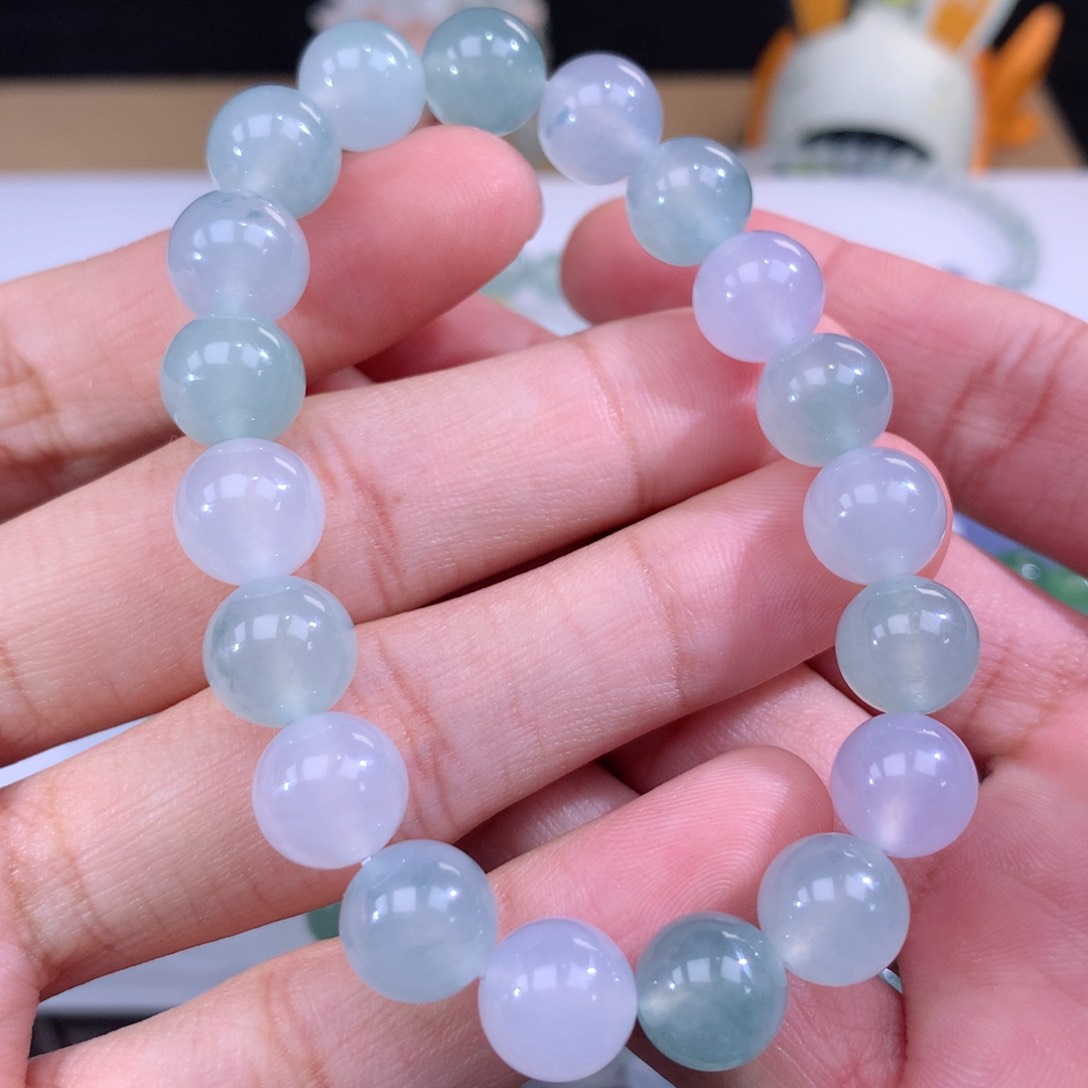 翡翠手链未镶嵌翡翠