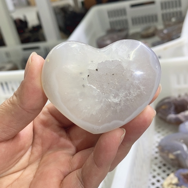 未镶嵌珠宝半成品水晶精抛爱心