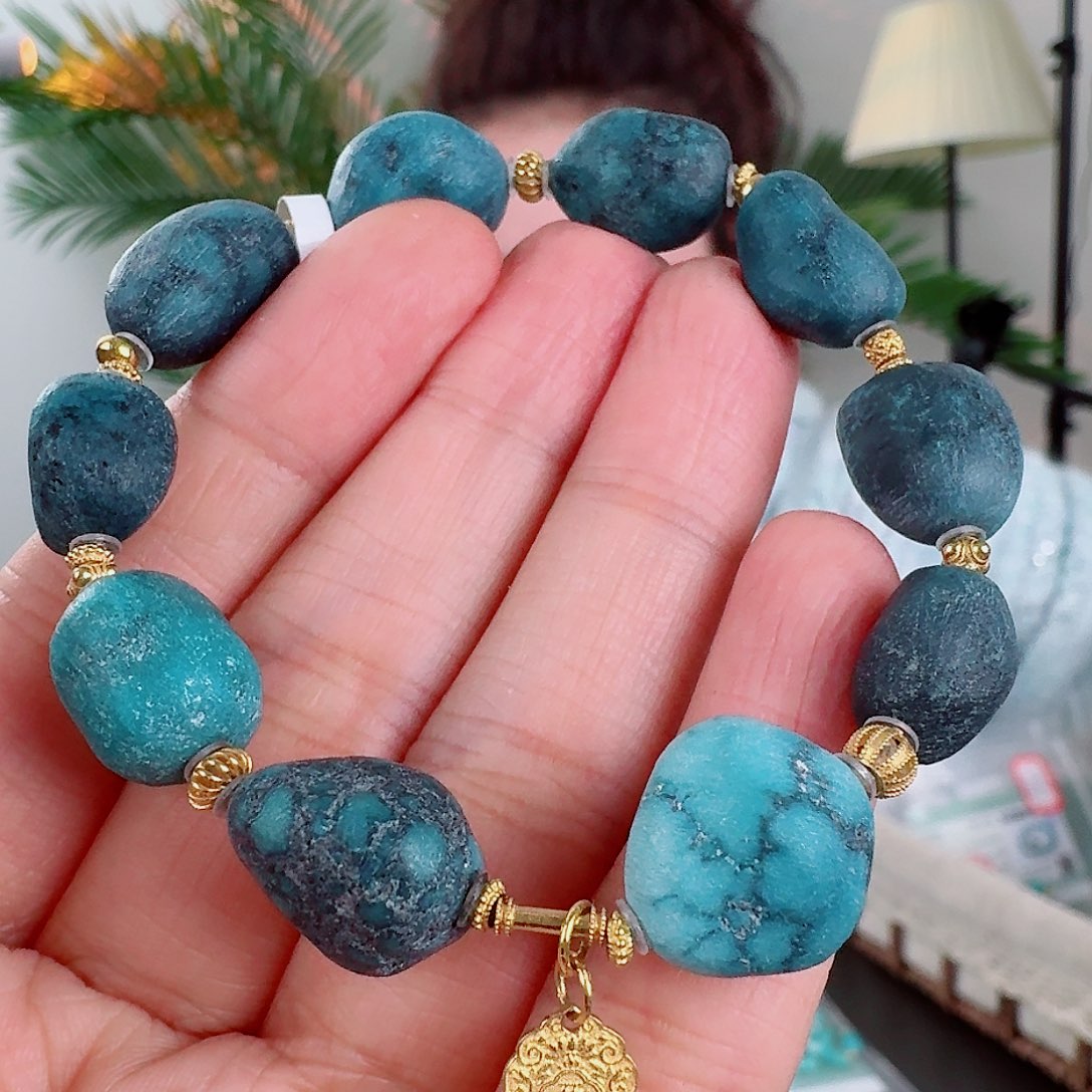 未镶嵌绿松石珠宝奇石