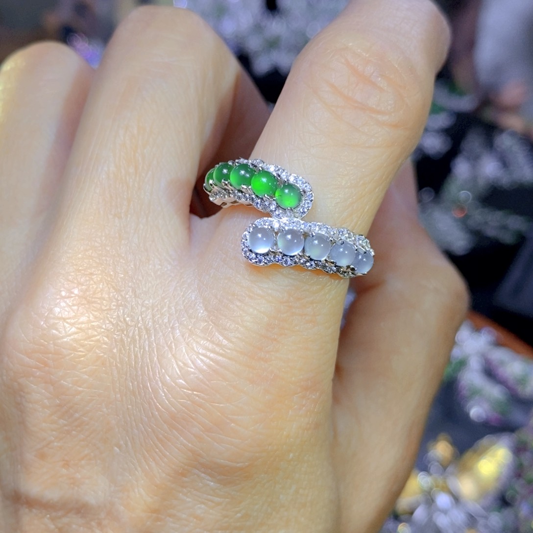 翡翠颈饰银S925镶嵌天然翡翠