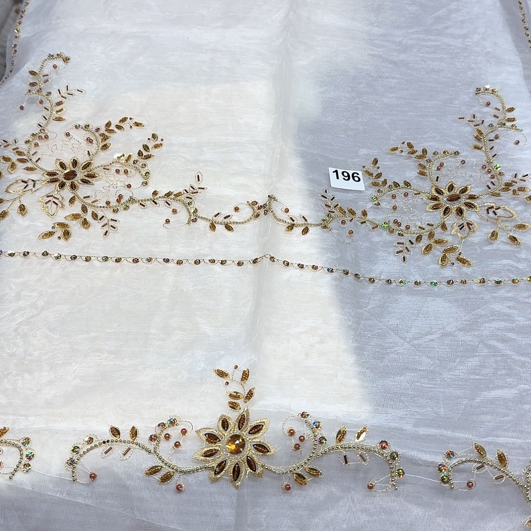 迪拜重工水晶桌布