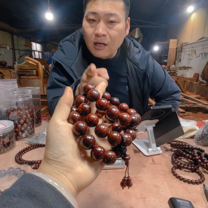 檀香紫檀（小叶紫檀）1.8满金星顶泥玉化A125