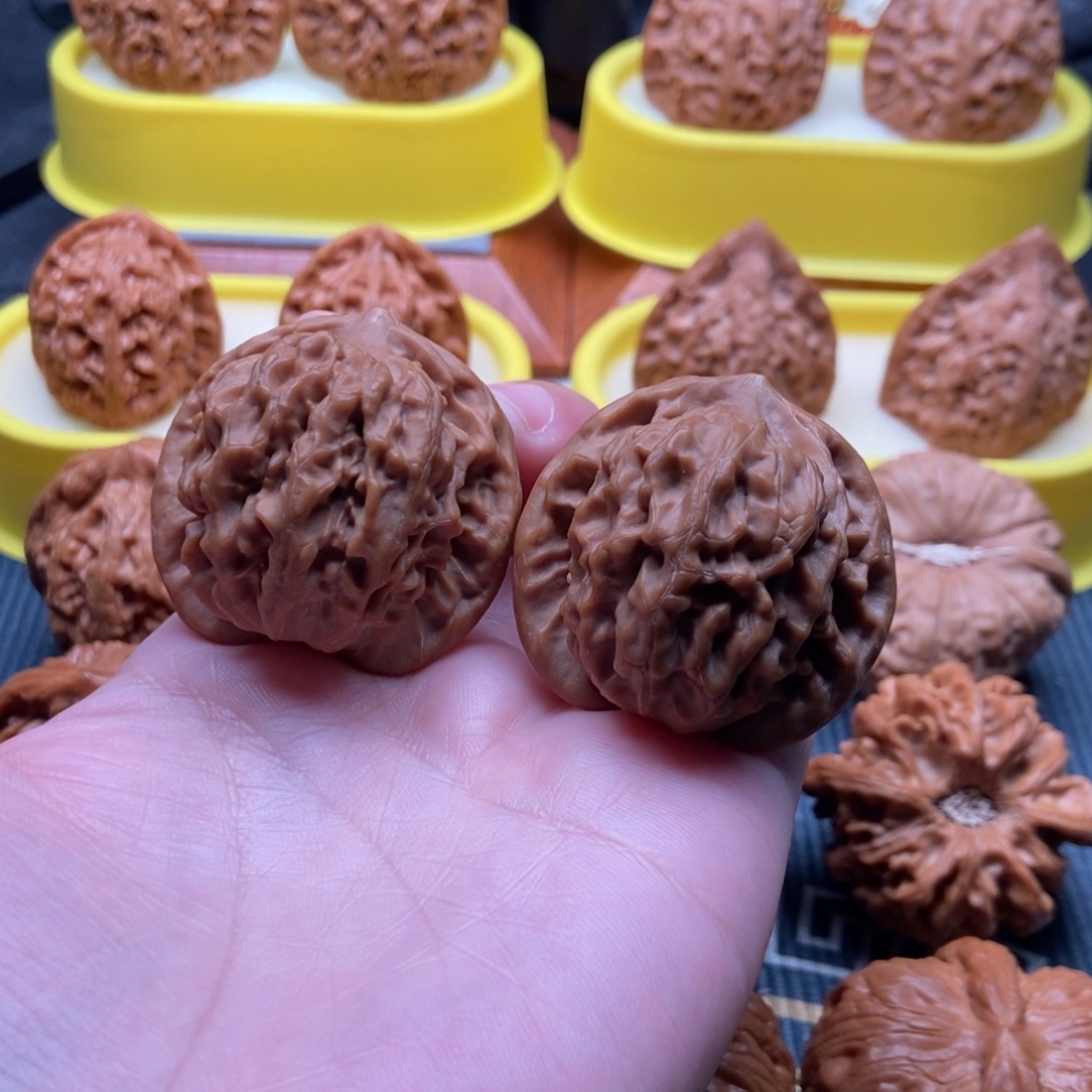 吊坠文玩核桃纯野生