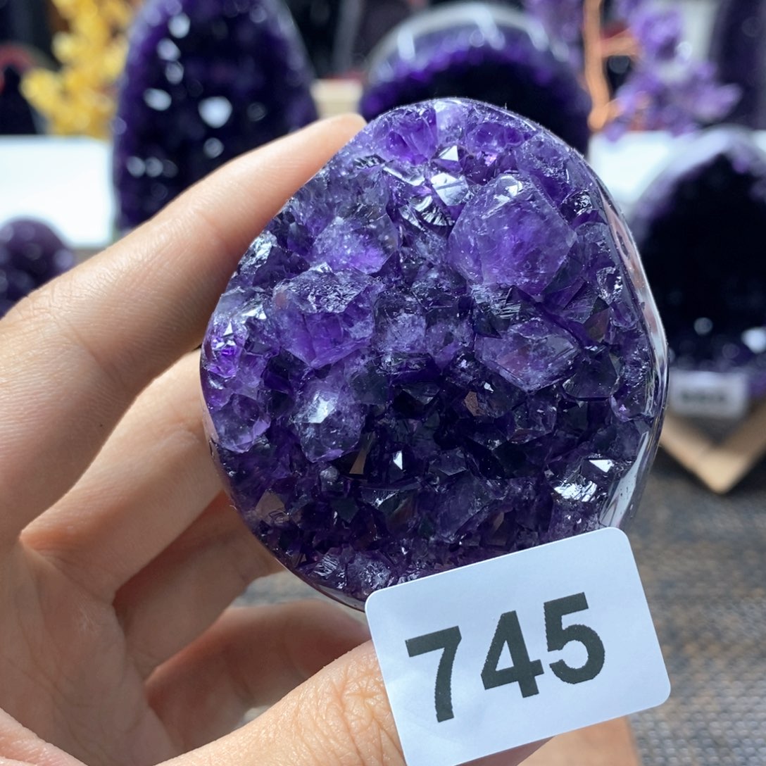 紫晶大型摆件（非配饰）未镶嵌