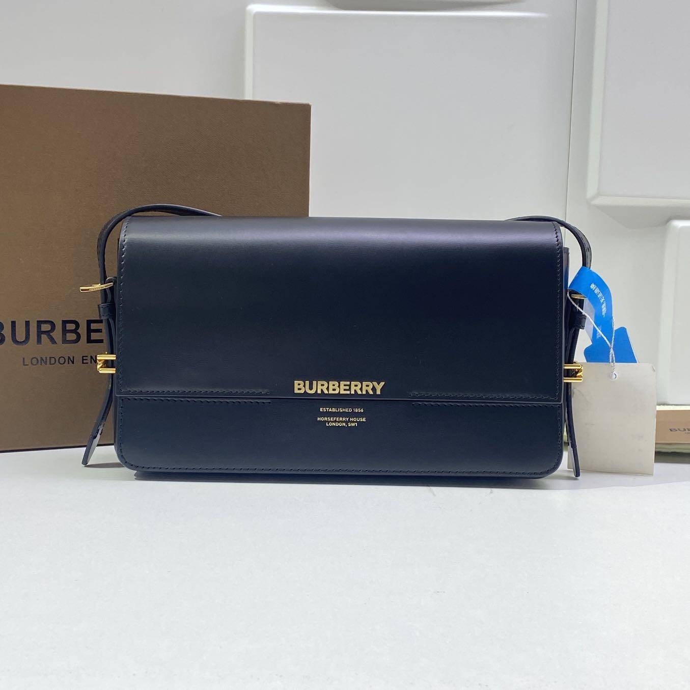 胖虎佳佳/博柏利/95新/公价0/箱包/斜挎包/312506040034