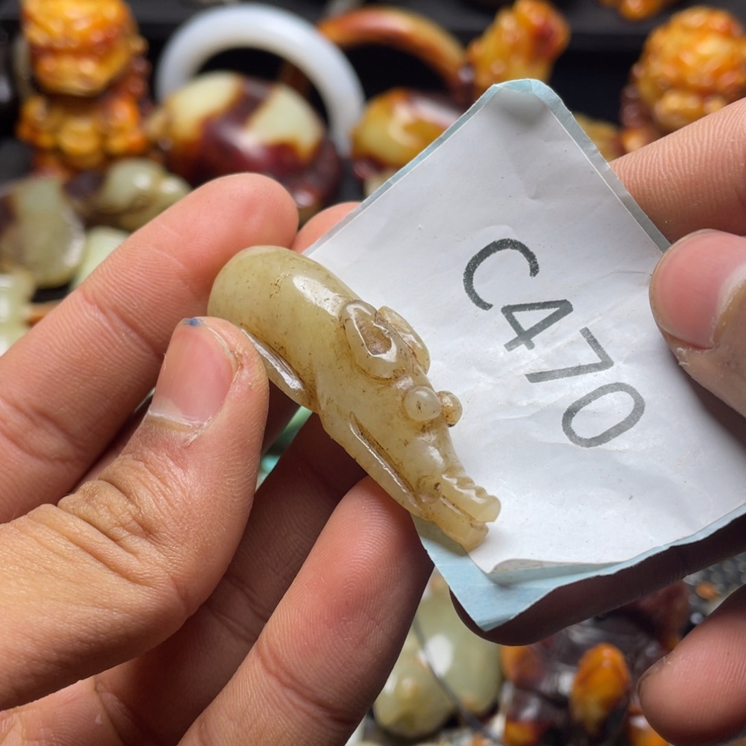 和田玉（糖玉）挂件未镶嵌