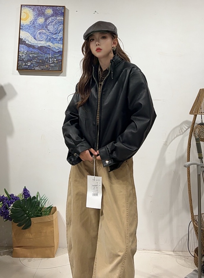 96区25106黑色女短款外套立领常规百搭外套