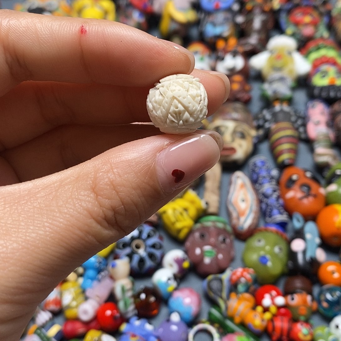 琉璃颈饰印度尼西亚配珠