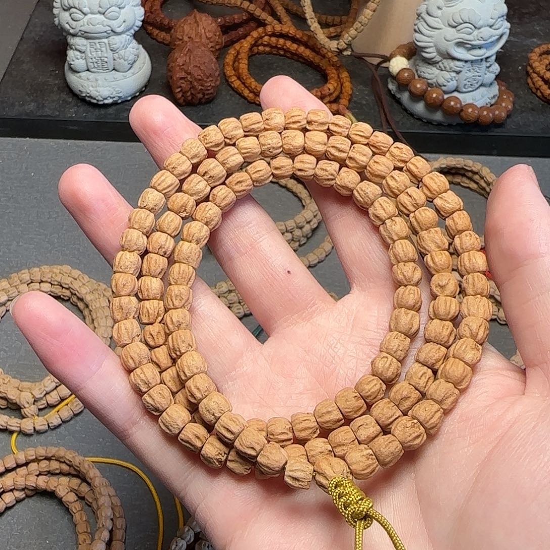 男***生柏香籽/百香籽手串方块顺纹