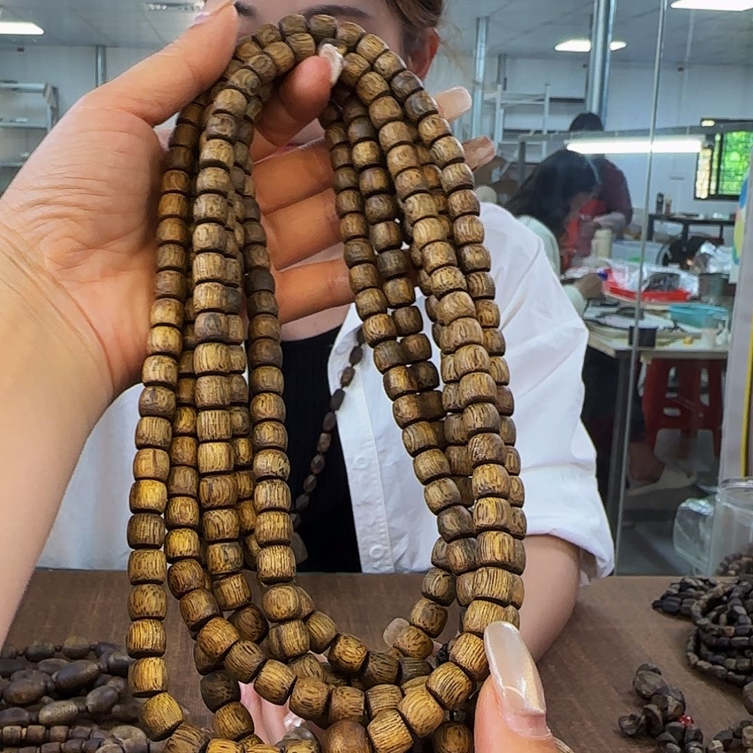 沉香手串多样性发货1条红金猊99823